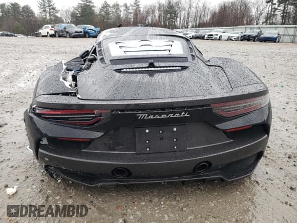✅ 2022 Maserati MC20 • VIN: ZAM24BXA2N0395678 • Lot: 48887064. Listed on Copart with 1,504 mi. Free auction sales archive from the USA and detailed vehicle history report at DreamBid. Image 6.
