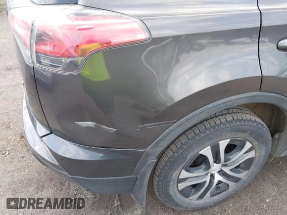 ✅ 2017 Toyota RAV4 LE • VIN: JTMZFREV3HJ122727 • Lot: 42492530. Listed on IAAI with 120,529 mi. Free auction sales archive from the USA and detailed vehicle history report at DreamBid. Image 21.