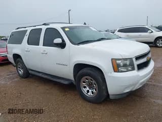 ✅ 2013 Chevrolet Suburban LS • VIN: 1GNSCHE08DR205825 • Lot: 42594481. Wystawiony na IAAI z przebiegiem 243 533 mil. Bezpłatny archiwum sprzedaży aukcyjnych z USA i szczegółowy raport historii pojazdu na DreamBid. Zdjęcie 1.