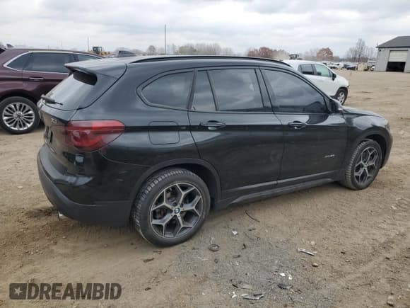 ✅ 2017 BMW X1 xDrive28i • VIN: WBXHT3Z37H4A54169 • Lot: 90596355. Listed on Copart with 53,875 mi. Free auction sales archive from the USA and detailed vehicle history report at DreamBid. Image 3.