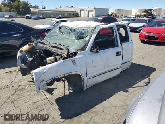2007 GMC Sierra 1500 SLE1 with VIN 1GTEC19Z07Z174712, listed as a Copart auction lot 70318814 with Not provided miles and Non repairable. Bid and sale history available at DreamBid. Image 1.