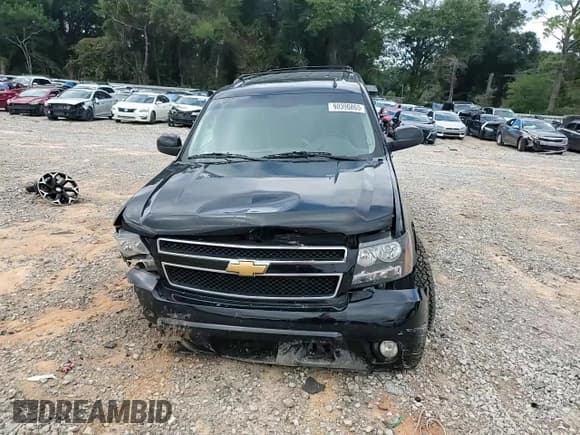 ✅ 2012 Chevrolet Suburban LT • VIN: 1GNSCJE01CR179476 • Lot: 90390865. Listed on Copart with 206,691 mi. Free auction sales archive from the USA and detailed vehicle history report at DreamBid. Image 15.