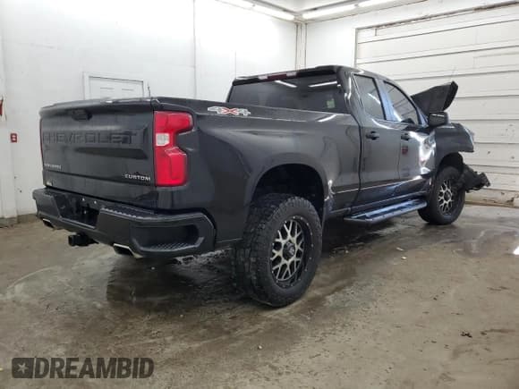 ✅ 2019 Chevrolet Silverado 1500 Custom • VIN: 1GCRYBEF7KZ372233 • Lot: 72448114. Wystawiony na Copart z przebiegiem 56 151 mil. Bezpłatny archiwum sprzedaży aukcyjnych z USA i szczegółowy raport historii pojazdu na DreamBid. Zdjęcie 3.