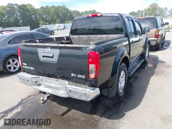 2013 Nissan Frontier SV z VIN 1N6AD0EV1DN763745, wystawiony jako IAAI lot #43379708 z przebiegiem 106 937 mil mil oraz . Historia ofert i sprzedaży dostępna na DreamBid. Obrazek 4.