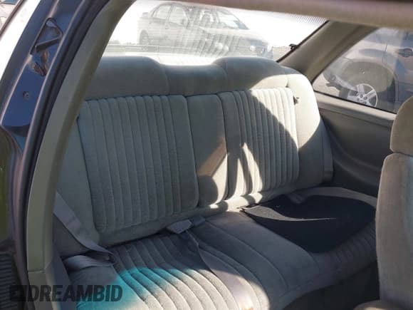 ✅ 1995 Chevrolet Beretta • VIN: 1G1LV1547SY276155 • Лот: 41703189. Опубликован ранее на IAAI с пробегом 114 320 миль. Бесплатный доступ к архиву аукционных продаж из США и подробный отчёт об истории автомобиля на DreamBid. Изображение 8.