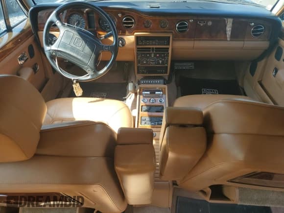 ✅ 1991 Rolls-Royce Silver Spur • VIN: SCAZN02DXMCX34746 • Lot: 64055915. Listed on Copart with 39,751 mi. Free auction sales archive from the USA and detailed vehicle history report at DreamBid. Image 8.