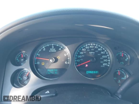 ✅ 2008 Chevrolet Suburban 3LT • VIN: 3GNFC16058G192836 • Lot: 41474966. Listed on IAAI with 116,772 mi. Free auction sales archive from the USA and detailed vehicle history report at DreamBid. Image 7.