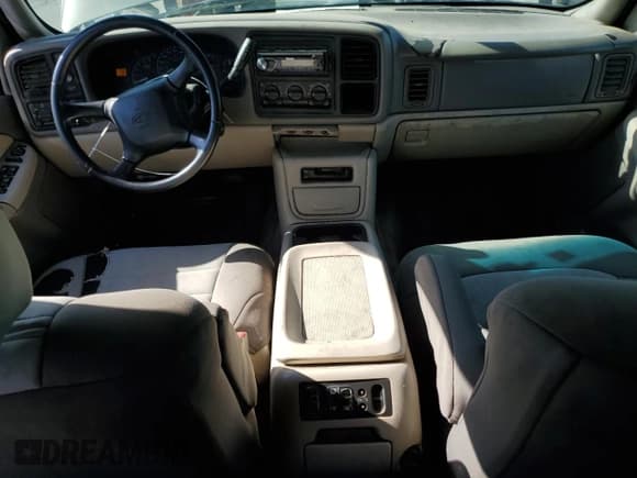 ✅ 2002 Chevrolet Suburban LS • VIN: 3GNEC16TX2G233152 • Лот: 71499875. Опубликован ранее на Copart с пробегом 205 510 миль. Бесплатный доступ к архиву аукционных продаж из США и подробный отчёт об истории автомобиля на DreamBid. Изображение 8.