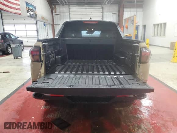 2023 Hyundai Santa Cruz SE с VIN 5NTJADAE0PH053962, выставлен на аукционе Copart как лот 82103124 с пробегом 48 492 миль миль и Списание • Salvage title. История ставок и продаж доступна на DreamBid. Изображение 6.