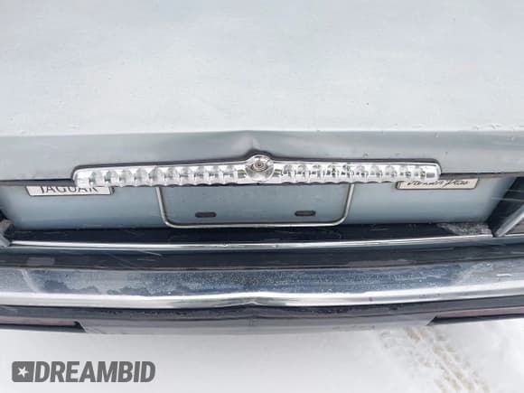 ✅ 1992 Jaguar XJ • VIN: SAJKY1745NC649347 • Lot: 41523718. Listed on IAAI with 159,926 mi. Free auction sales archive from the USA and detailed vehicle history report at DreamBid. Image 17.