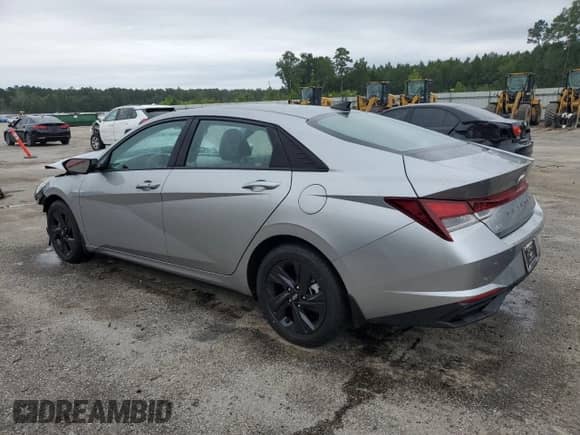 2022 Hyundai Elantra SEL with VIN 5NPLM4AG4NH077842, listed as a Copart auction lot 67356745 with 51,467 mi miles and Salvage title. Bid and sale history available at DreamBid. Image 2.