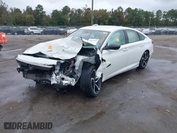 ✅ 2021 Honda Accord Sport SE • VIN: 1HGCV1F41MA042967 • Lot: 43437112. Listed on IAAI with Not provided. Free auction sales archive from the USA and detailed vehicle history report at DreamBid. Image 17.