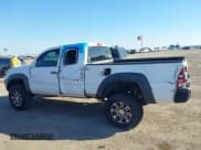 ✅ 2011 Toyota Tacoma PreRunner • VIN: 5TFTU4GN9BX001331 • Лот: 41138300. Опубликован ранее на IAAI с пробегом 122 215 миль. Бесплатный доступ к архиву аукционных продаж из США и подробный отчёт об истории автомобиля на DreamBid. Изображение 15.