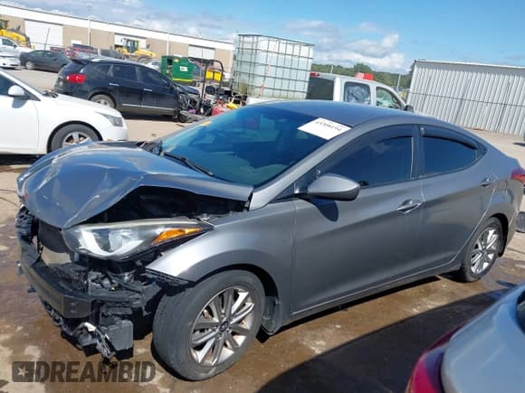✅ 2014 Hyundai Elantra SE • VIN: 5NPDH4AE0EH468008 • Lot: 43308194. Listed on IAAI with 105,605 mi. Free auction sales archive from the USA and detailed vehicle history report at DreamBid. Image 15.