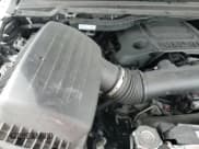 ✅ 2019 Ram 1500 Sport • VIN: 1C6SRFET8KN695703 • Lot: 65804025. Wystawiony na Copart z przebiegiem 87 417 mil. Bezpłatny archiwum sprzedaży aukcyjnych z USA i szczegółowy raport historii pojazdu na DreamBid. Zdjęcie 16.