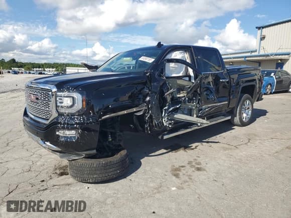 ✅ 2018 GMC Sierra 1500 Denali • VIN: 3GTP1PECXJG404167 • Lot: 84890165. Listed on Copart with 117,981 mi. Free auction sales archive from the USA and detailed vehicle history report at DreamBid. Image 1.