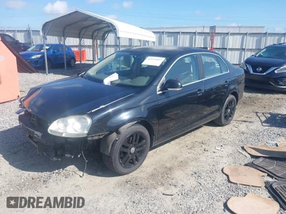✅ 2006 Volkswagen Jetta 2.5L • VIN: 3VWRF71K56M817059 • Лот: 42975497. Опубликован ранее на IAAI с пробегом 134 629 миль. Бесплатный доступ к архиву аукционных продаж из США и подробный отчёт об истории автомобиля на DreamBid. Изображение 17.