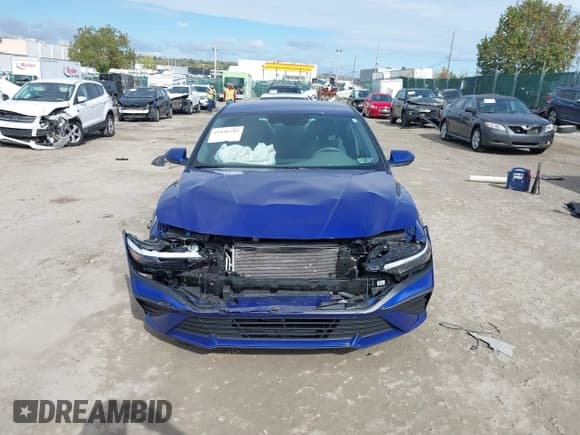 ✅ 2024 Hyundai Elantra SEL • VIN: KMHLM4DG6RU689091 • Lot: 43448185. Listed on IAAI with 33,460 mi. Free auction sales archive from the USA and detailed vehicle history report at DreamBid. Image 13.
