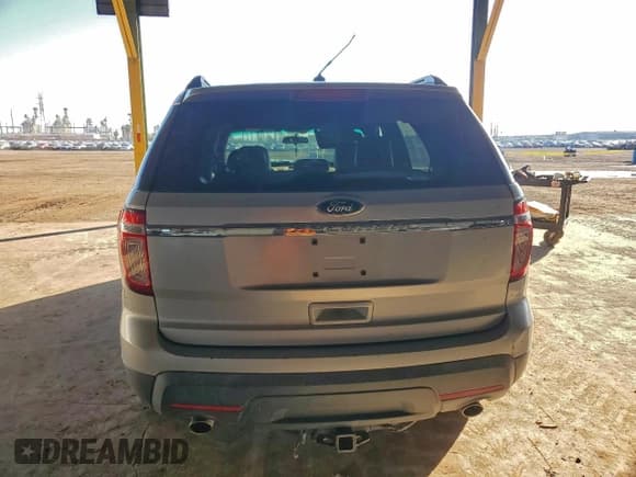 ✅ 2011 Ford Explorer • VIN: 1FMHK7B86BGA93539 • Lot: 94403585. Listed on Copart with 217,459 mi. Free auction sales archive from the USA and detailed vehicle history report at DreamBid. Image 6.