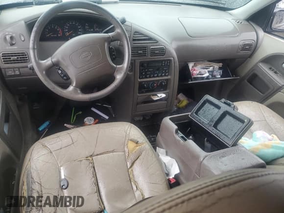 ✅ 2000 Nissan Quest GXE • VIN: 4N2XN11T5YD803774 • Lot: 49010365. Listed on Copart with 121,764 mi. Free auction sales archive from the USA and detailed vehicle history report at DreamBid. Image 8.