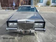 ✅ 1985 Cadillac Eldorado • VIN: 1G6EL578XFE640091 • Lot: 71849374. Wystawiony na Copart z przebiegiem 30 631 mil. Bezpłatny archiwum sprzedaży aukcyjnych z USA i szczegółowy raport historii pojazdu na DreamBid. Zdjęcie 5.