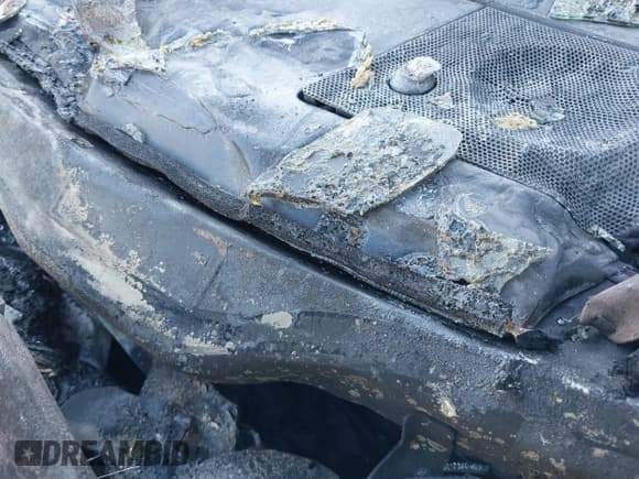 ✅ 2010 Mazda CX-9 Sport • VIN: JM3TB2MVXA0208212 • Lot: 41053057. Listed on IAAI with 140,000 mi. Free auction sales archive from the USA and detailed vehicle history report at DreamBid. Image 9.