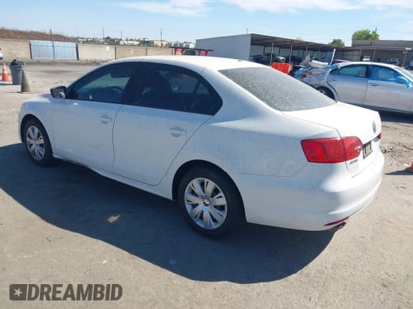 ✅ 2012 Volkswagen Jetta S • VIN: 3VW2K7AJ8CM351627 • Lot: 43259757. Listed on IAAI with 164,332 mi. Free auction sales archive from the USA and detailed vehicle history report at DreamBid. Image 3.