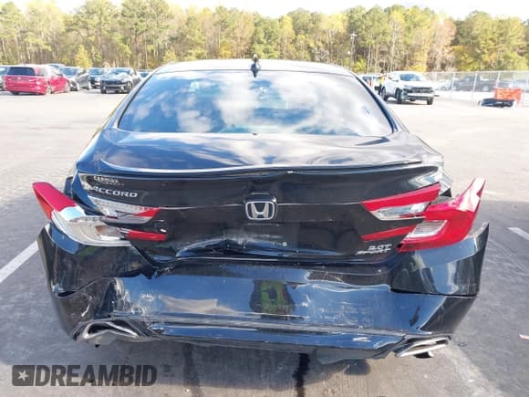 ✅ 2019 Honda Accord Sport • VIN: 1HGCV2F36KA026421 • Lot: 43574545. Listed on IAAI with 81,986 mi. Free auction sales archive from the USA and detailed vehicle history report at DreamBid. Image 17.