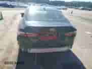 2021 Toyota Camry LE z VIN 4T1C11AKXMU439913, wystawiony jako Copart lot #91114135 z przebiegiem 2 761 mil mil oraz Czysty tytuł • Clean title. Historia ofert i sprzedaży dostępna na DreamBid. Obrazek 6.