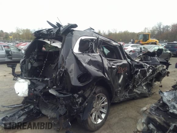 ✅ 2019 Lincoln MKT • VIN: 2LMHJ5NK6KBL02630 • Лот: 36392879. Опубликован ранее на IAAI с пробегом Не указан. Бесплатный доступ к архиву аукционных продаж из США и подробный отчёт об истории автомобиля на DreamBid. Изображение 4.