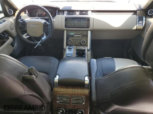 ✅ 2018 Land Rover Range Rover HSE • VIN: SALGS2SV6JA390135 • Lot: 54862385. Listed on Copart with 114,591 mi. Free auction sales archive from the USA and detailed vehicle history report at DreamBid. Image 8.