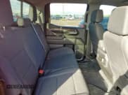 ✅ 2024 Chevrolet Silverado 1500 LT • VIN: 1GCPACED1RZ391774 • Lot: 83808705. Wystawiony na Copart z przebiegiem 10 394 mil. Bezpłatny archiwum sprzedaży aukcyjnych z USA i szczegółowy raport historii pojazdu na DreamBid. Zdjęcie 10.