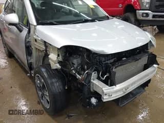 ✅ 2017 FIAT 500X Pop • VIN: ZFBCFYAB8HP612530 • Lot: 43701754. Wystawiony na IAAI z przebiegiem 88 674 mil. Bezpłatny archiwum sprzedaży aukcyjnych z USA i szczegółowy raport historii pojazdu na DreamBid. Zdjęcie 6.