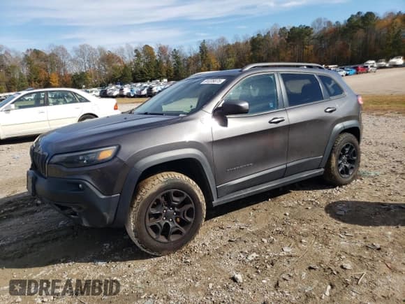 ✅ 2020 Jeep Cherokee Trailhawk • VIN: 1C4PJMBX3LD523040 • Lot: 91228075. Listed on Copart with 108,598 mi. Free auction sales archive from the USA and detailed vehicle history report at DreamBid. Image 1.