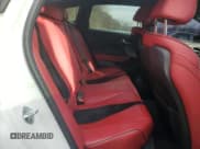 ✅ 2022 Acura TLX w/A-Spec Package • VIN: 19UUB6F56NA002906 • Lot: 90925415. Wystawiony na Copart z przebiegiem 33 610 mil. Bezpłatny archiwum sprzedaży aukcyjnych z USA i szczegółowy raport historii pojazdu na DreamBid. Zdjęcie 10.