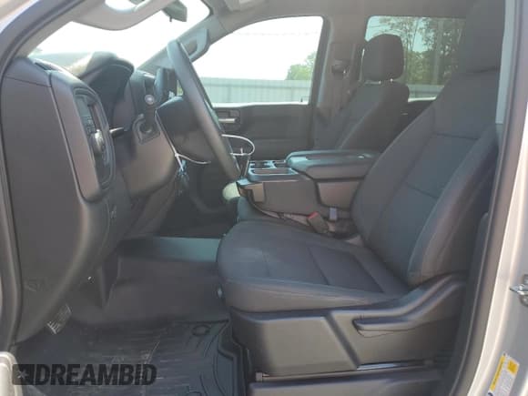 ✅ 2022 Chevrolet Silverado 1500 Work Truck • VIN: 1GCPAAEK9NZ556967 • Lot: 53631065. Wystawiony na Copart z przebiegiem 49 014 mil. Bezpłatny archiwum sprzedaży aukcyjnych z USA i szczegółowy raport historii pojazdu na DreamBid. Zdjęcie 7.