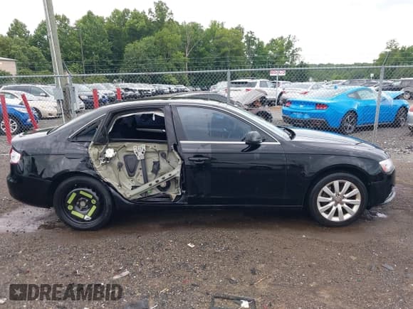 ✅ 2013 Audi A4 Premium • VIN: WAUAFAFLXDN043938 • Lot: 42781730. Listed on IAAI with 86,995 mi. Free auction sales archive from the USA and detailed vehicle history report at DreamBid. Image 14.