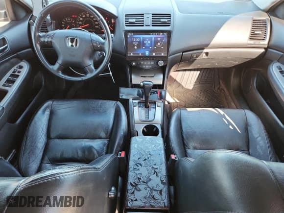 ✅ 2005 Honda Accord EX-L • VIN: 1HGCM56855A195169 • Lot: 90884405. Wystawiony na Copart z przebiegiem 160 820 mil. Bezpłatny archiwum sprzedaży aukcyjnych z USA i szczegółowy raport historii pojazdu na DreamBid. Zdjęcie 8.