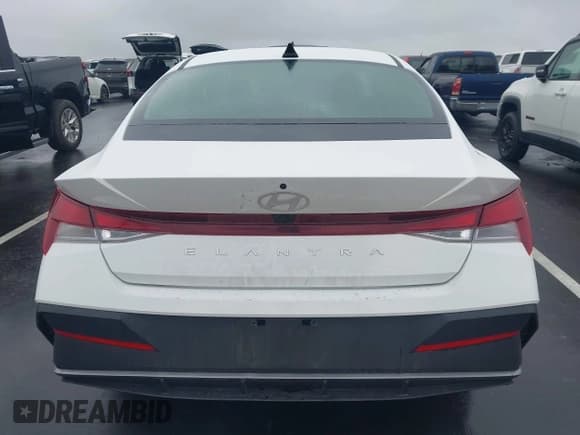 ✅ 2024 Hyundai Elantra SEL • VIN: KMHLM4DG1RU734907 • Lot: 43570336. Listed on IAAI with 42,953 mi. Free auction sales archive from the USA and detailed vehicle history report at DreamBid. Image 16.