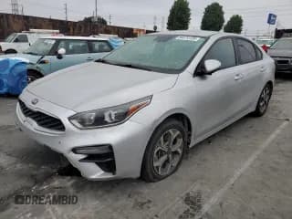 ✅ 2019 Kia Forte LXS • VIN: 3KPF24AD8KE018818 • Lot: 84474125. Wystawiony na Copart z przebiegiem 91 070 mil. Bezpłatny archiwum sprzedaży aukcyjnych z USA i szczegółowy raport historii pojazdu na DreamBid. Zdjęcie 1.