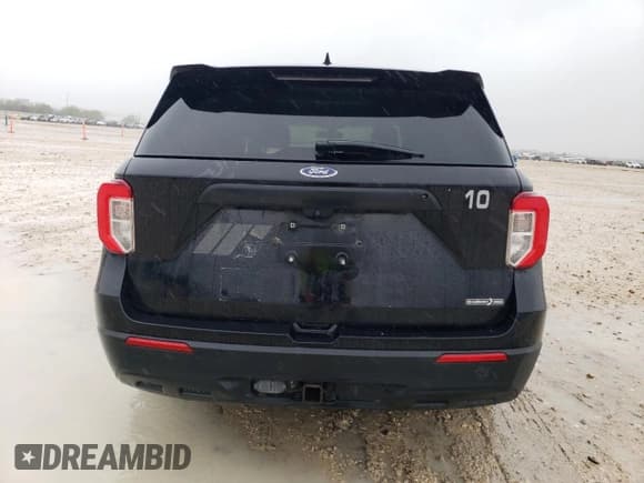 ✅ 2022 Ford Police Interceptor Utility • VIN: 1FM5K8AC0NGA21948 • Лот: 50901925. Опубликован ранее на Copart с пробегом 77 266 миль. Бесплатный доступ к архиву аукционных продаж из США и подробный отчёт об истории автомобиля на DreamBid. Изображение 6.