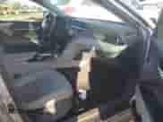 2020 Toyota Camry Hybrid SE z VIN 4T1G31AK9LU544839, wystawiony jako IAAI lot #42515791 z przebiegiem 53 023 mil mil oraz . Historia ofert i sprzedaży dostępna na DreamBid. Obrazek 5.