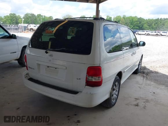 ✅ 2004 Kia Sedona LX • VIN: KNDUP131746540794 • Lot: 42241413. Listed on IAAI with 166,492 mi. Free auction sales archive from the USA and detailed vehicle history report at DreamBid. Image 4.