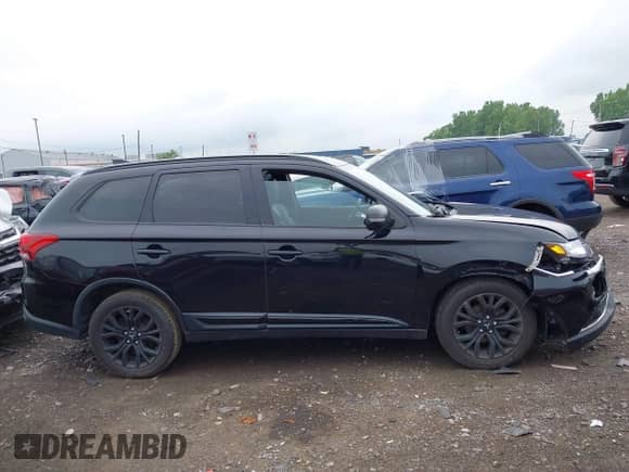 2019 Mitsubishi Outlander SE z VIN JA4AD3A31KZ038526, wystawiony jako IAAI lot #42724186 z przebiegiem 122 247 mil mil oraz . Historia ofert i sprzedaży dostępna na DreamBid. Obrazek 13.
