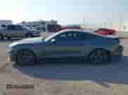 2022 Ford Mustang EcoBoost z VIN 1FA6P8TH1N5106091, wystawiony jako IAAI lot #43206951 z przebiegiem 46 792 mil mil oraz . Historia ofert i sprzedaży dostępna na DreamBid. Obrazek 14.