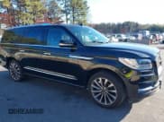 ✅ 2018 Lincoln Navigator Select • VIN: 5LMJJ3JT7JEL08789 • Lot: 41087888. Wystawiony na IAAI z przebiegiem 175 881 mil. Bezpłatny archiwum sprzedaży aukcyjnych z USA i szczegółowy raport historii pojazdu na DreamBid. Zdjęcie 13.