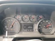 ✅ 2025 Chevrolet Silverado 1500 • VIN: 1GCRKAED1SZ221060 • Лот: 54929165. Опубликован ранее на Copart с пробегом 698 миль. Бесплатный доступ к архиву аукционных продаж из США и подробный отчёт об истории автомобиля на DreamBid. Изображение 9.