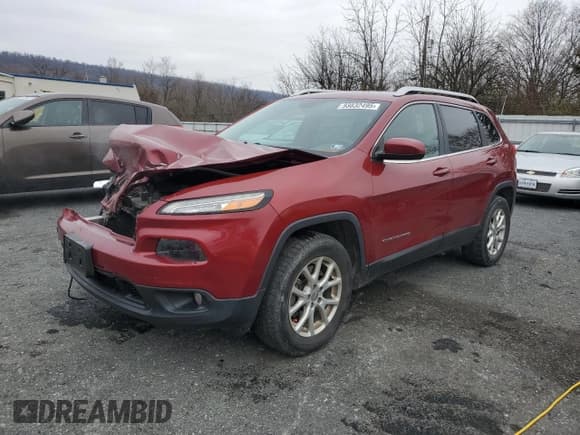 ✅ 2014 Jeep Cherokee Latitude • VIN: 1C4PJMCS8EW141452 • Lot: 93832495. Listed on Copart with 80,015 mi. Free auction sales archive from the USA and detailed vehicle history report at DreamBid. Image 1.