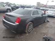 ✅ 2015 Chrysler 300 C • VIN: 2C3CCAEG4FH903728 • Lot: 42425950. Wystawiony na IAAI z przebiegiem 289 661 mil. Bezpłatny archiwum sprzedaży aukcyjnych z USA i szczegółowy raport historii pojazdu na DreamBid. Zdjęcie 4.