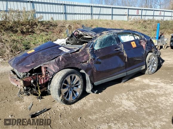 ✅ 2010 Ford Taurus Limited • VIN: 1FAHP2JW6AG104696 • Lot: 92006465. Wystawiony na Copart z przebiegiem Nie podano. Bezpłatny archiwum sprzedaży aukcyjnych z USA i szczegółowy raport historii pojazdu na DreamBid. Zdjęcie 1.